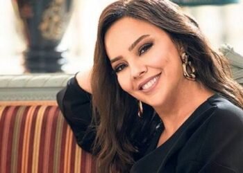 Ebru Gündeş boşandı