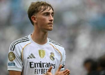 “Real”ın ulduzunun qardaşı ilə evlənən Lalə bu məşhurun qızı imiş – FOTO