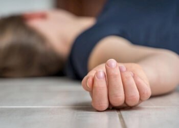 Belinə banka qoyulan qadın yanıq xəsarətindən ölüb