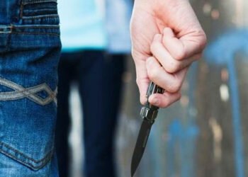 Bakıda məktəbli bıçaqlanıb, həmyaşıdı tutulub