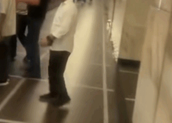 “28 May”da oturacaqlar niyə söküldü? – VİDEO