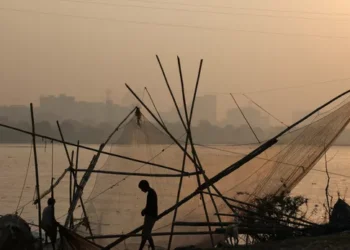 Hindistan çirklənmə ilə mübarizə aparmaq üçün ilk dəfə Yeni Dehli üzərində süni yağış yağdırır