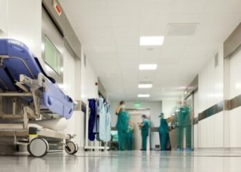 Sanitar qovşaqda yıxılan 72 yaşlı qadın xəstəxanada ölüb