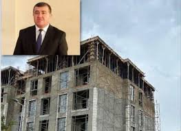 Dördmərtəbəli binanın 7-ci mərtəbəsi: Xətainin icra başçısının icazə verdiyi qanunsuz tikili -VİDEO