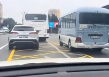 Bakının bu küçəsində də sarı tor çəkildi – VİDEO