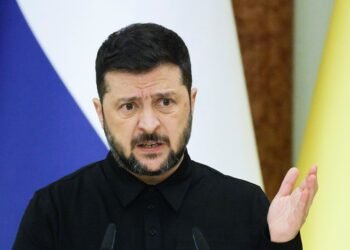 Zelenski: Rusiya 300 dron və 37 raketlə enerji infrastrukturunu hədəfə alıb