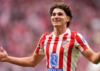 PSJ Julian Alvaresi transfer etmək istəyir