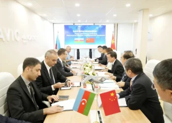 Azərbaycan müdafiə nazirinin müavinləri “Dubay Aviaşou – 2025” sərgisində iştirak ediblər