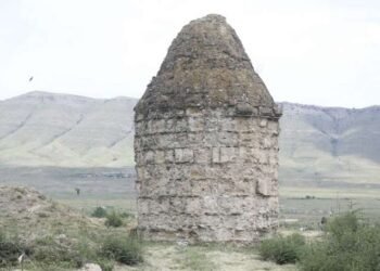 Xocalı türbəsinə bitişik məqbərə yeri aşkar edildi