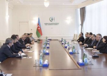 İctimai Şuranın ilk iclası keçirildi