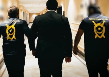 Dövlət Gömrük Komitəsində ƏMƏLİYYAT – Vəzifəli şəxslər saxlanıldılar