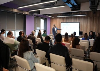 Süni intellekt üzrə 8 dövlət standartı barədə təqdimat keçirilib