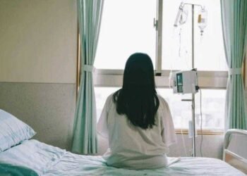 14 yaşlı qız uşaq dünyaya gətirdi