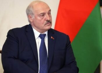 Belarusiya Ukrayna ilə sərhəddə sərhədçiləri silahlandırmaq məcburiyyətində qaldı – Lukaşenko