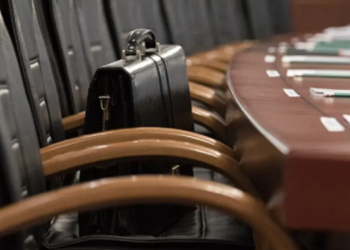 Faiq Əhmədov vəzifəsindən azad edildi – FOTO