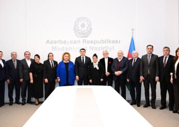 Onlar Fəxri diplomla təltif olundular – FOTOLAR