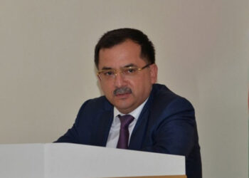 İcra başçısı müavinini də işdən çıxardı