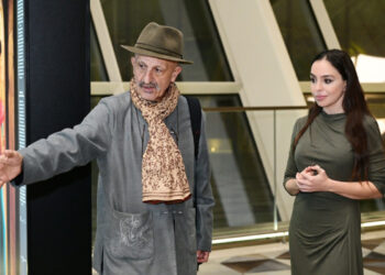 Leyla Əliyeva “Yüksələn işıq” sərgisində – FOTOLAR
