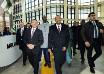 Efiopiyanın Baş naziri "ASAN xidmət"də