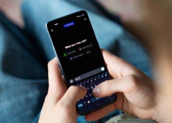 Siyasətçilərə süni intellekt qadağası QOYULDU