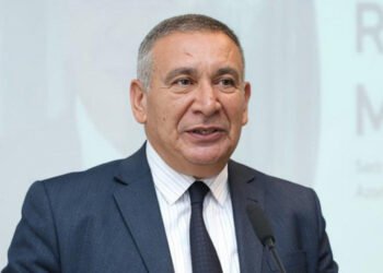 Rəşad Məcid AMEA ilə mətbuatın əlaqələrini daha sıxlaşdırmağı təklif edib