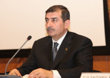 İcra başçısının bacısı işdən çıxarıldı