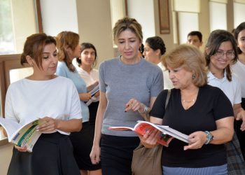 Müəllimlərə maaşlarla bağlı ŞAD XƏBƏR