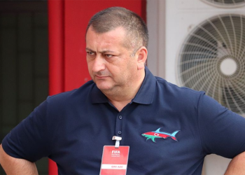 Zaur Axundov ev dustaqlığında qaldı