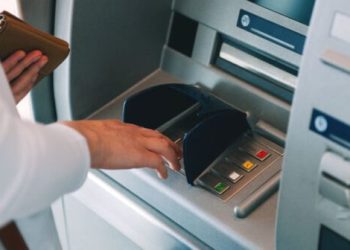 Bu şəxslərin övladlarına 140 manat verilir