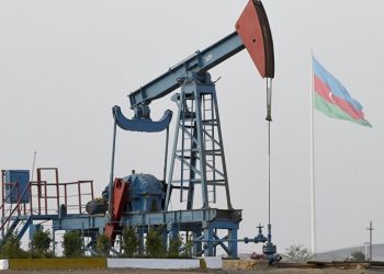 Azərbaycan neftinin qiyməti azaldı