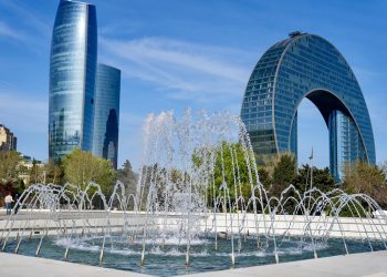 35° isti, intensiv yağışlar - Mayın havası