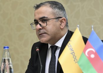 “Azərpoçt”un rəhbəri vəzifəsindən getdi