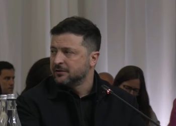 Zelenski: “Azərbaycan və Ermənistana dayanıqlı sülh arzulayırıq”