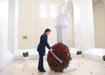 Ombudsman Aparatında Ulu Öndər anıldı - FOTO