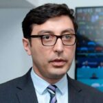 Nazir onu işdən çıxardı