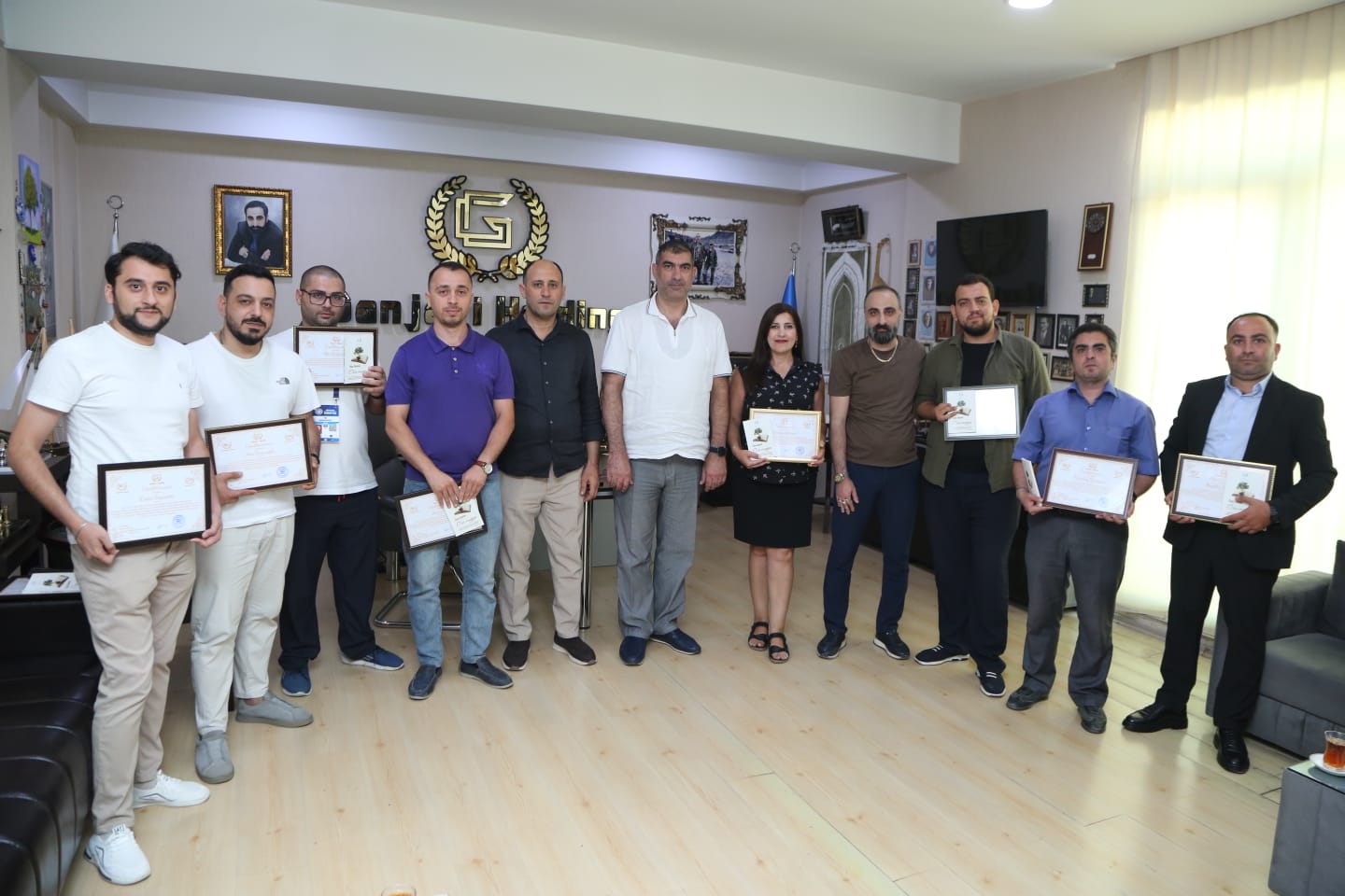 “Ganjavi Holding” jurnalistləri peşə bayramı münasibətilə təbrik edib – FOTOLAR