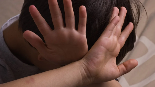Azyaşlı atalığı tərəfindən döyülüb – Ekspertiza təyin edildi
