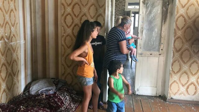 Görün Ermənistanda əhalini kəndlərdə yaşamağa necə sövq edirlər: Hər uşağa 4 milyon…