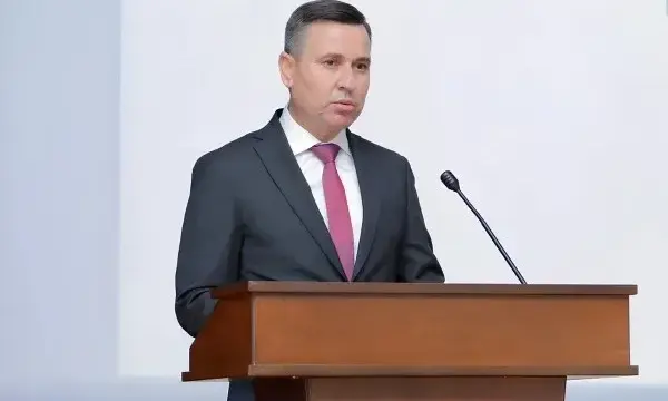 İşdən çıxarılan icra başçısı nazir təyin edildi