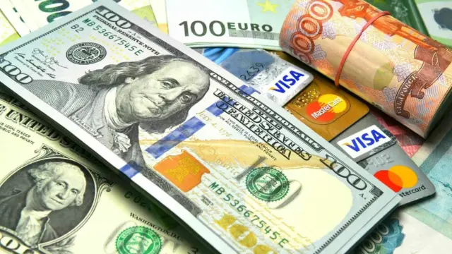 Dollarla bağlı proqnoz: Oktyabr ayında bizi nə gözləyir?