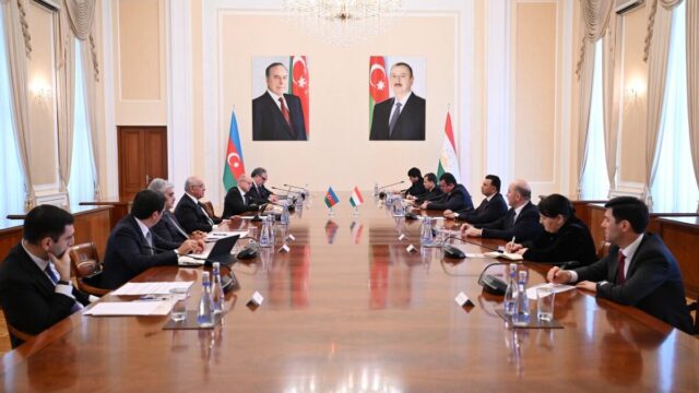 Bakıda Azərbaycan və Tacikistan Baş nazirlərinin görüşü olub