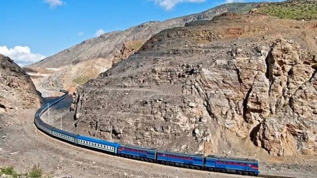 İrəvanda “Putin yolu”nun müzakirəsi: Ermənistan nəyə ümid edir?