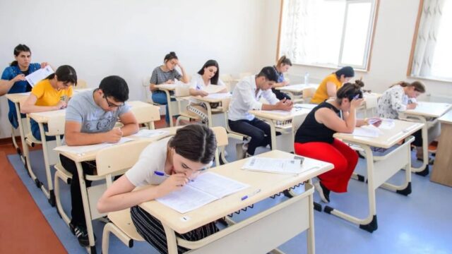 3 mindən çox abituriyent 600-dən yüksək bal toplayıb