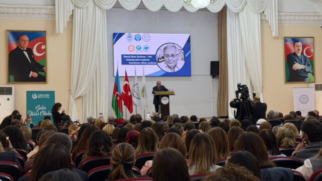 Türkiyə və Azərbaycanın ortaq dil və ədəbiyyat irsi Bakıda bir araya gəldi