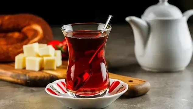 Çay içənlərə xəbərdarlıq: Bu halda damar xəstəlikləri riski artır