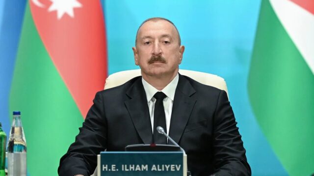 İlham Əliyev Türkmənistana getdi